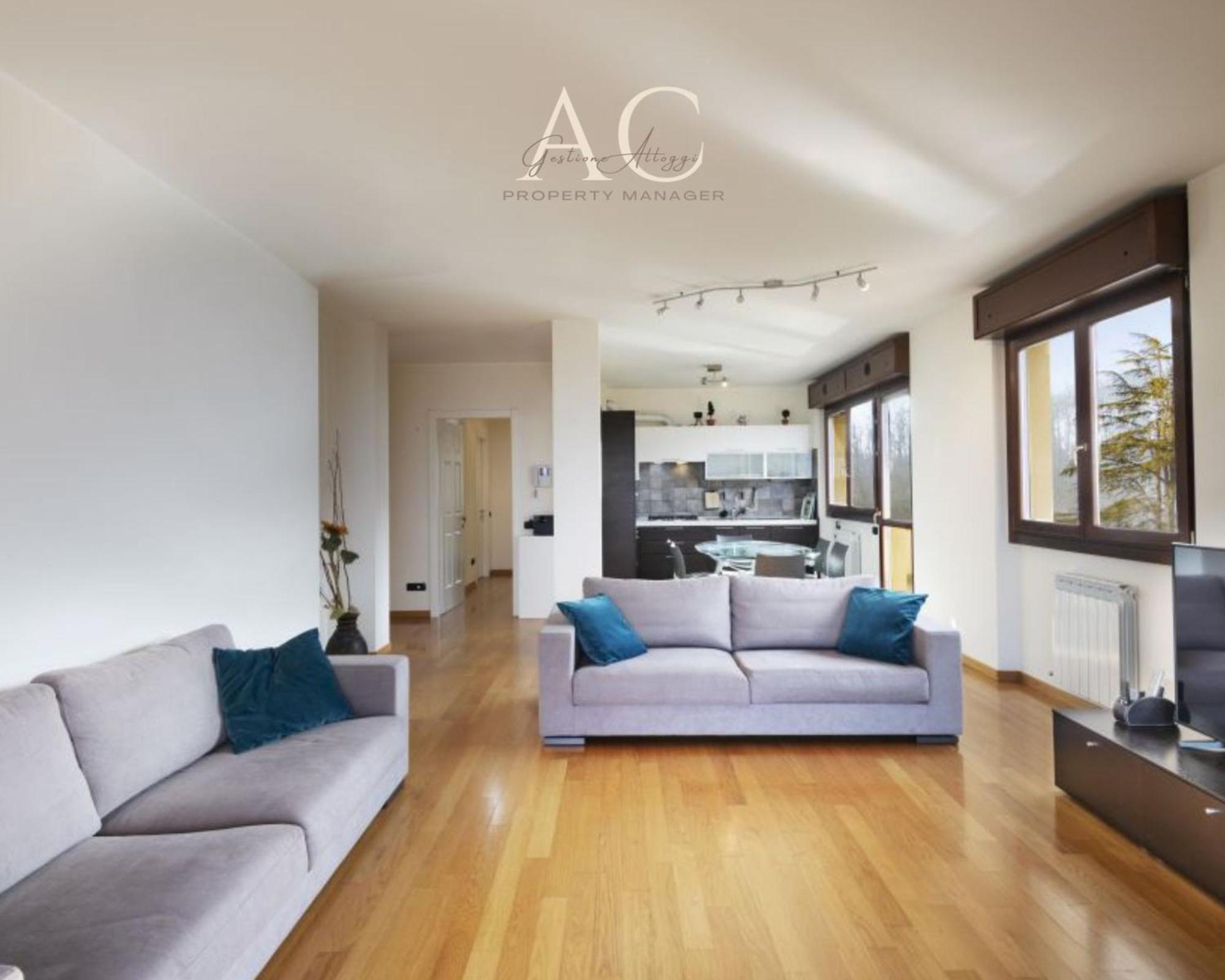 The House On The Lake Reno Di Leggiuno Exterior photo